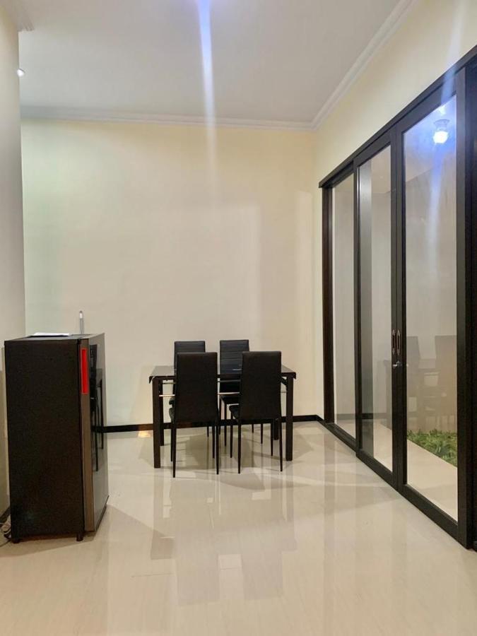 Guest House / Homestay Bukit Mutiara Residence Ngingas Exteriér fotografie