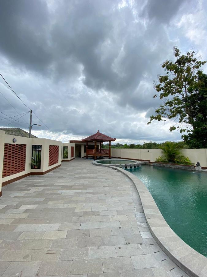 Guest House / Homestay Bukit Mutiara Residence Ngingas Exteriér fotografie